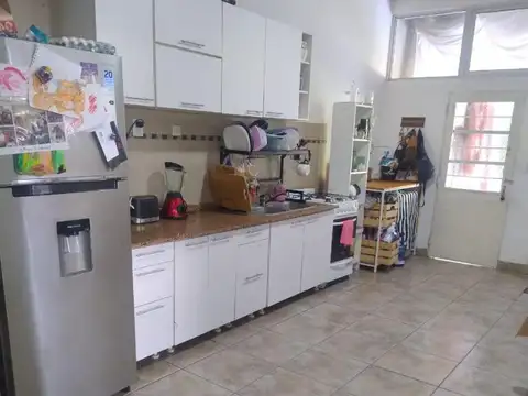 Alquiler casa 3 ambientes con patio y pileta