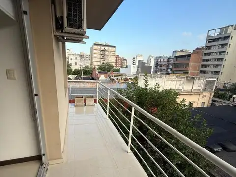 Departamento 2 ambientes con 2 baños