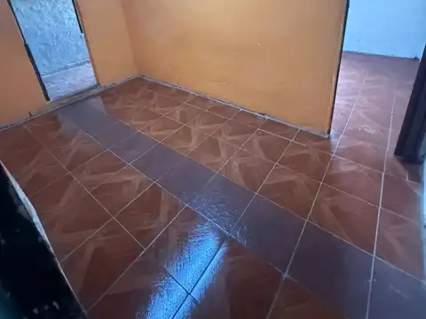 Depto Tipo Casa 2 ambientes con 1 baño
