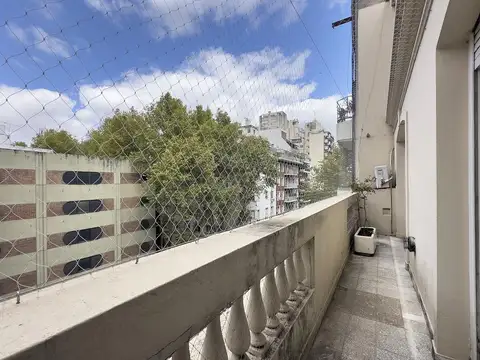 Salguero 2100 Piso de 5 Ambientes Dependencia  Balcón Duplex Palermo