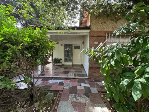 Casa en Venta con 1 cochera