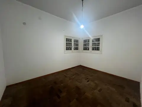 Independencia 300 - Centro - Roldán