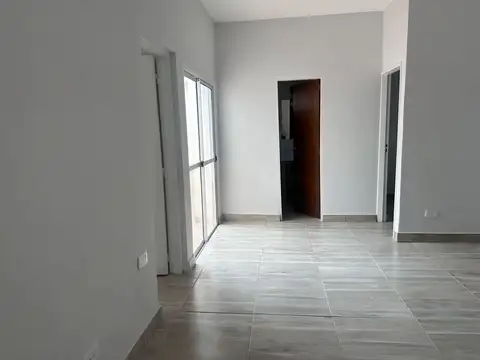Depto Tipo Casa 2 ambientes con 1 baño