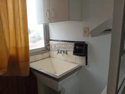 Depto Tipo Casa en Alquiler en San Antonio de Padua, $ 700.000