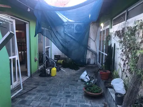 Local con vivienda