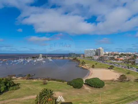 Departamento en Alquiler en Puerto Buceo , USD 3.200