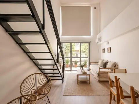 Venta - Departamento - Dúplex - 2 ambientes - Balcón - Frente - Cochera - Chacarita