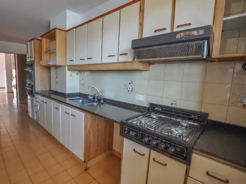 Departamento  en Venta en San Isidro, G.B.A. Zona Norte, Argentina