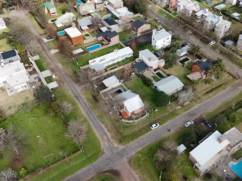 Terreno en Venta en Funes, USD 35.000