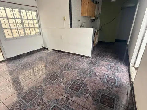 Moreto 1400, Piso pb