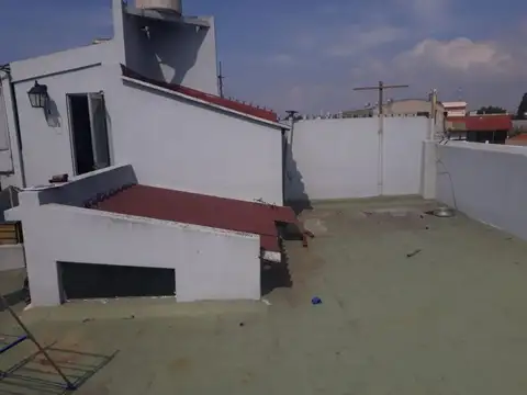 Casa - Venta - Argentina, Lanús - GUADALUPE 1787