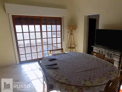 Casa 4 ambientes con 1 baño