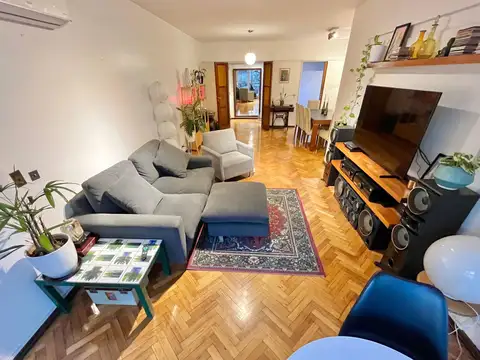 Departamento 5 ambientes con 2 baños