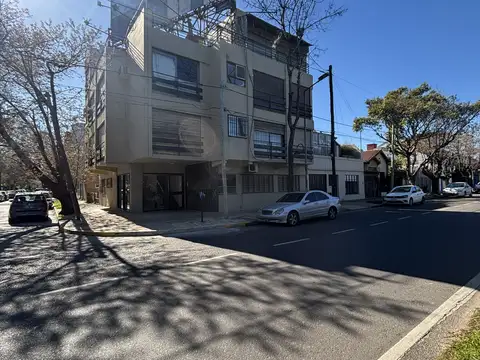 BLAS PARERA 1200, Piso 1