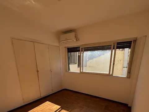 BLAS PARERA 1200, Piso 1