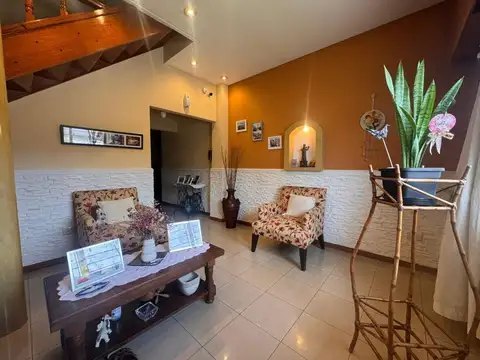 Depto Tipo Casa en Venta de 4 ambientes