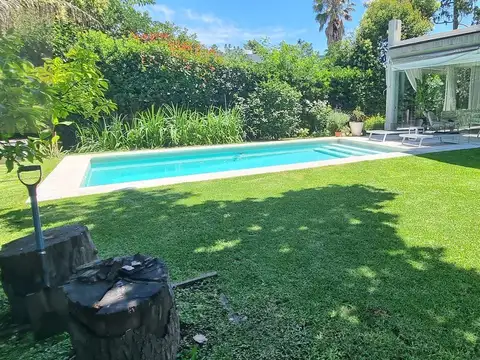 Casa 6 ambientes con 4 baños
