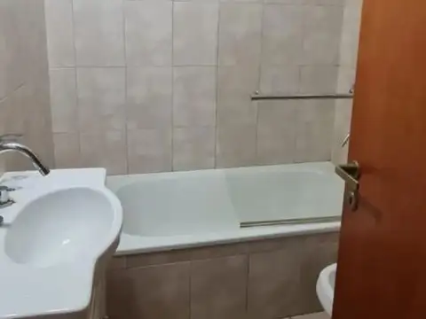 Depto Tipo Casa 2 ambientes con 1 baño