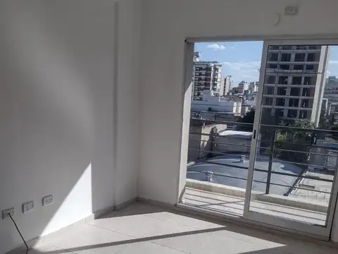 Departamento en Alquiler en Barrio Parque San Martin, $ 550.000