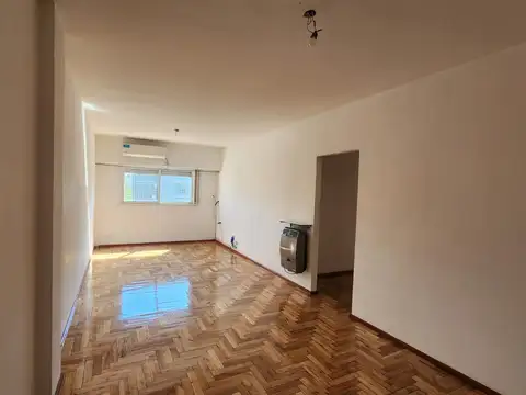 MUY LINDO 4 AMBIENTES AL CONTRAFRENTE