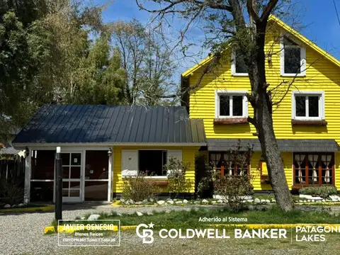 VENTA Hostería 250m2 Lote 990m2 Capacidad 16 huéspedes Céntrica Villa La Angostura.