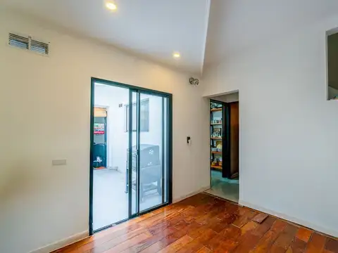 Depto Tipo Casa en Venta en Abasto, USD 148.000