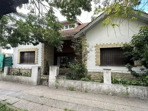 Casa En Venta 3 Ambientes San Miguel