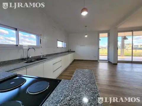 Casa en Venta en El Naudir, USD 219.000