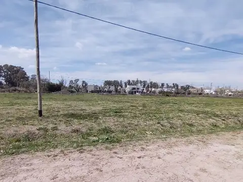 Terreno en Venta 30  mts Fondo