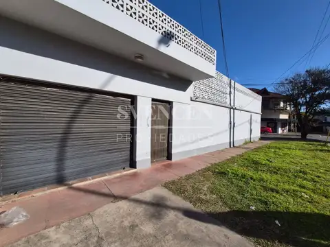Casa 6 ambientes con 4 baños