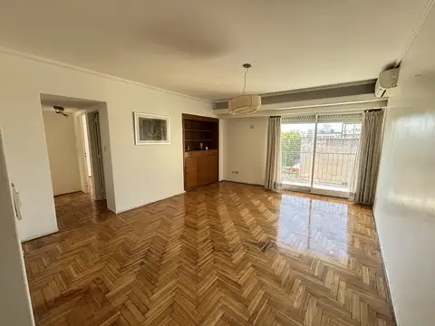 Departamento 3 Ambientes con Balcón Corrido y Vista Abierta – Piso Alto, Muy Luminoso - Almagro