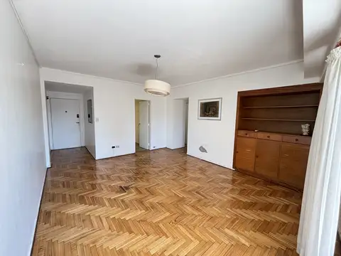 MARIO BRAVO 700, Piso 7