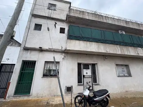 Bariloche 300, Piso 1