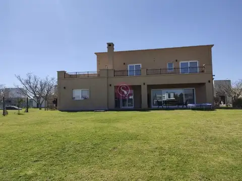 Casa  en Venta en El Cantón Islas, El Cantón, Escobar