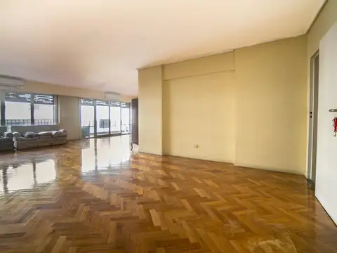 Departamento en Venta de 5 ambientes