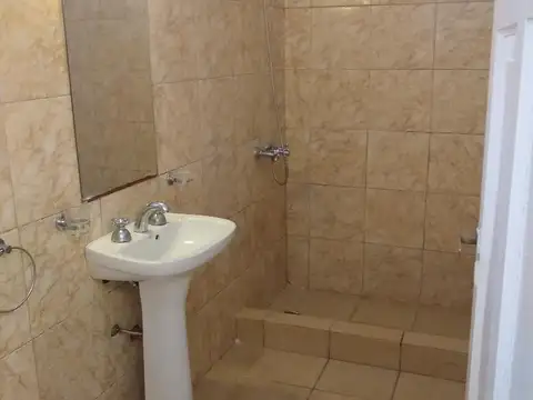 Depto Tipo Casa Monoambiente con 1 baño