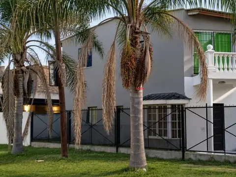 VENTA CASA SAN MIGUEL 5 AMBIENTES
