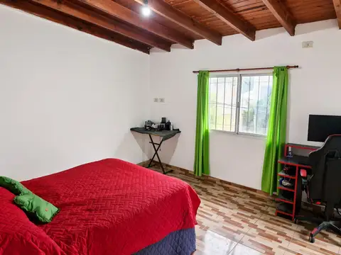 Depto Tipo Casa 5 ambientes con 2 baños