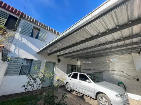CASA EN VENTA EN JOSE C. PAZ