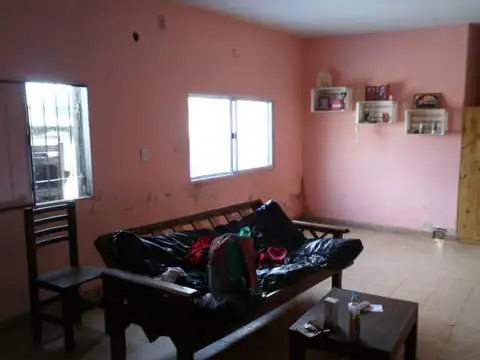 Av. H. Irigoyen al 3000