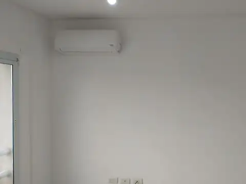 Hermoso monoambiente contra frente en la mejor zona
