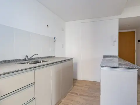 Departamento en Alquiler en Caseros, $ 600.000