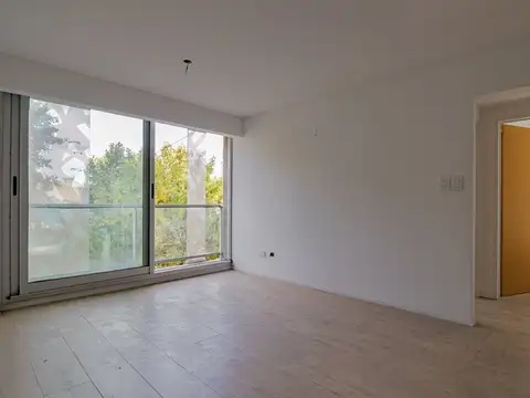 ALQUILER DEPTO 2 AMB EN CASEROS CENTRO