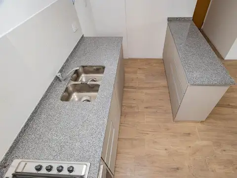 ALQUILER DEPTO 2 AMB EN CASEROS CENTRO