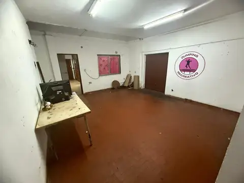 Venta Galpón 9,57 mts x 30 mts en Loma Hermosa!