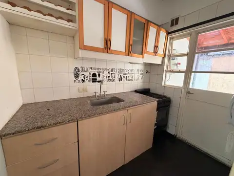 Depto Tipo Casa 4 ambientes con 1 baño