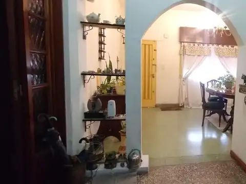 VENTA CASA 4 AMBIENTES LOMAS DEL MIRADOR