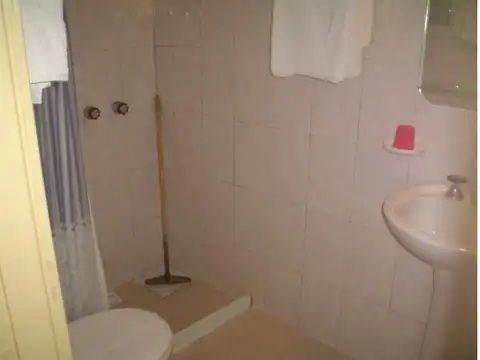 HOTEL 3 ESTRELLAS