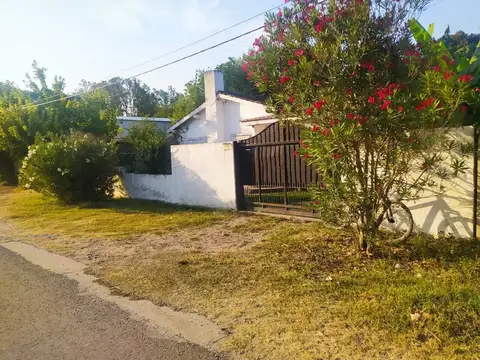 VENTA CASA, ZONA COMERCIAL, COLECTORA 935 RUTA 8 KM 71, PARADA ROBLES 900