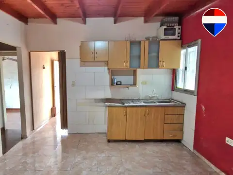 VENTA CASA MULTIFAMILIAR CON COCHERA EN 2 PLANTAS